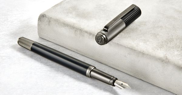 Fountain pen Striade Black - 1
