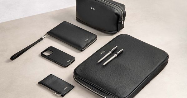 Travel wallet Classic Grained Black - 1