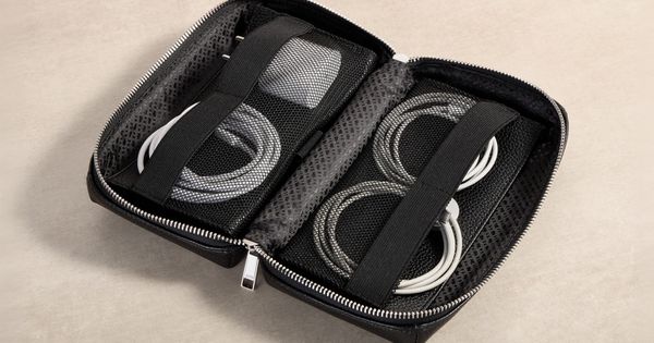 Organisateur de câbles Classic Grained Black - 1